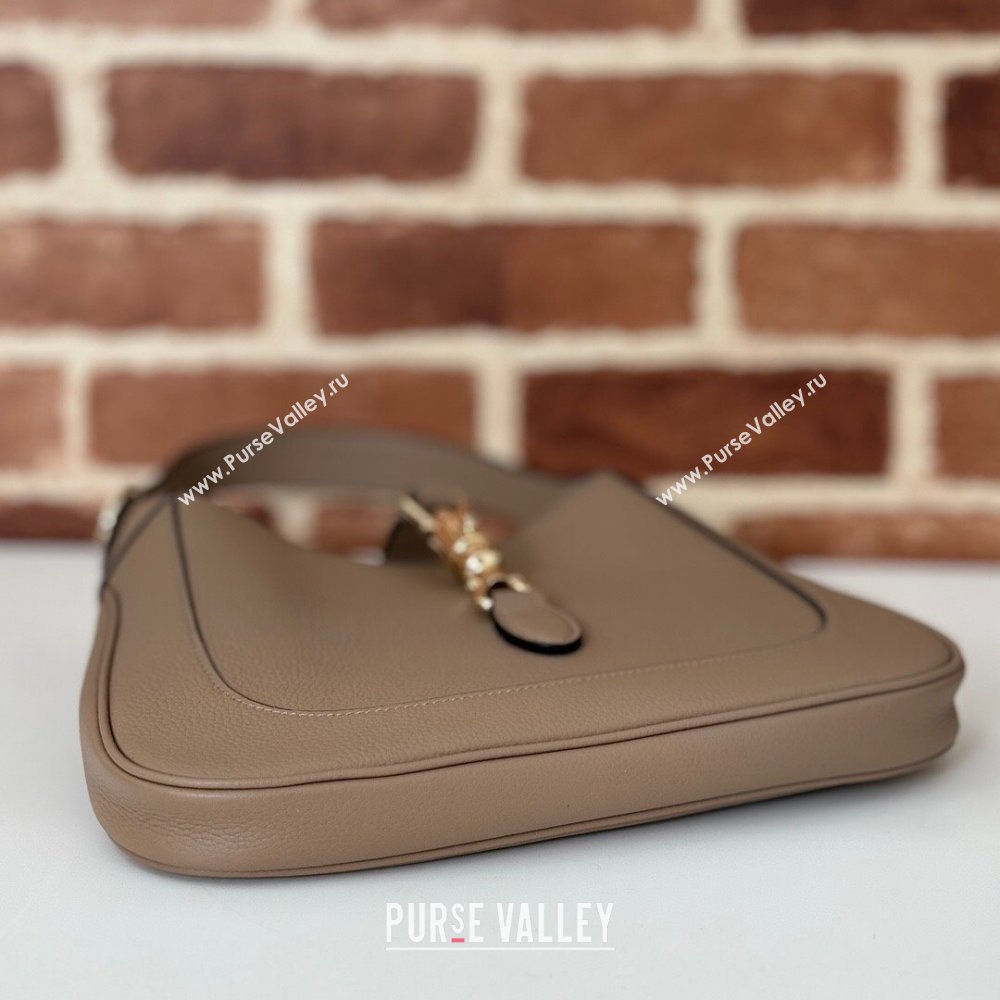 Gucci Jackie 1961 medium bag in Grainy Leather Beige 2025 810232 (DLH-250701029)