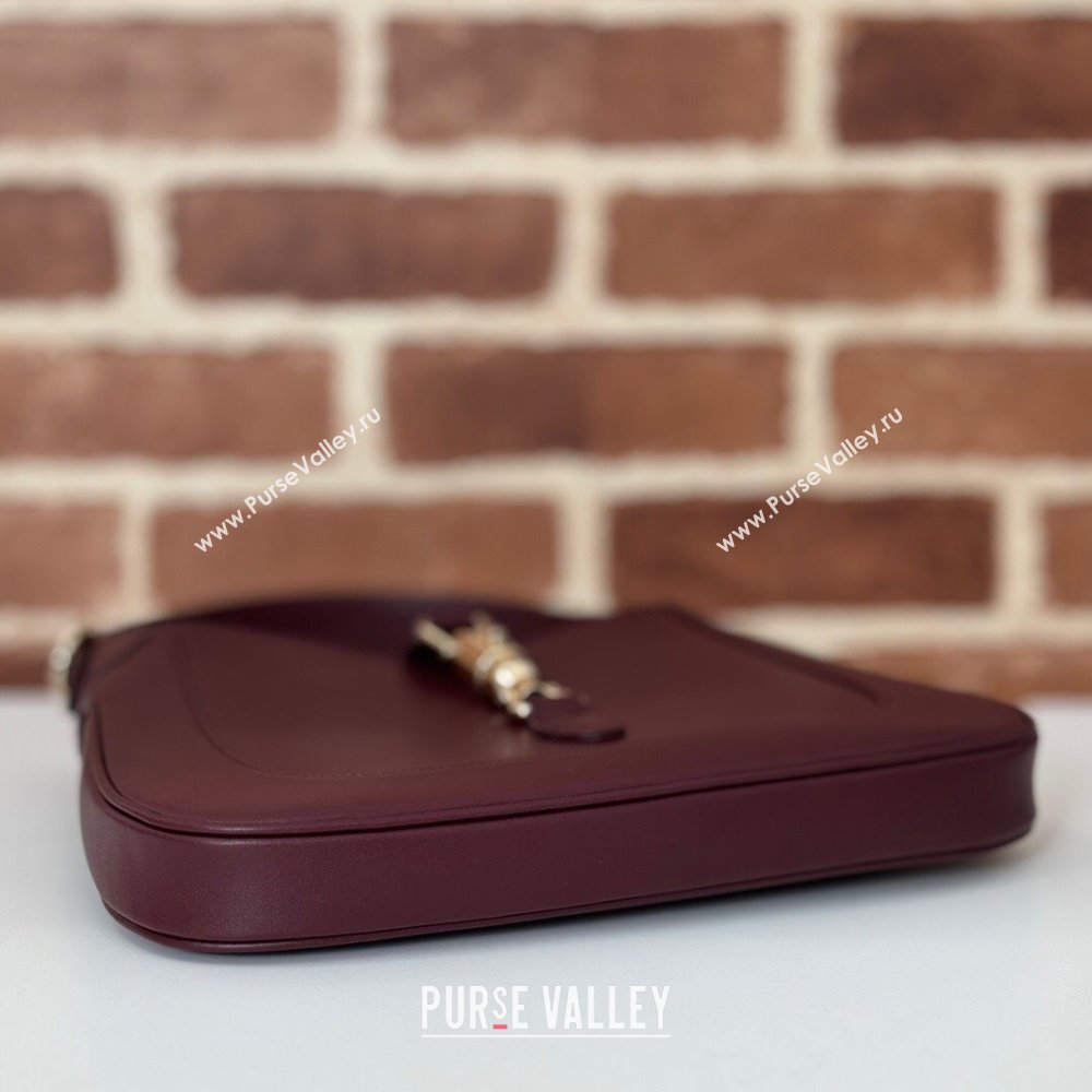 Gucci Jackie 1961 medium bag in Smooth Leather Dark Burgundy 2025 810232 (DLH-250701028)