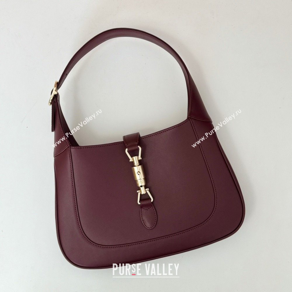 Gucci Jackie 1961 medium bag in Smooth Leather Dark Burgundy 2025 810232 (DLH-250701028)