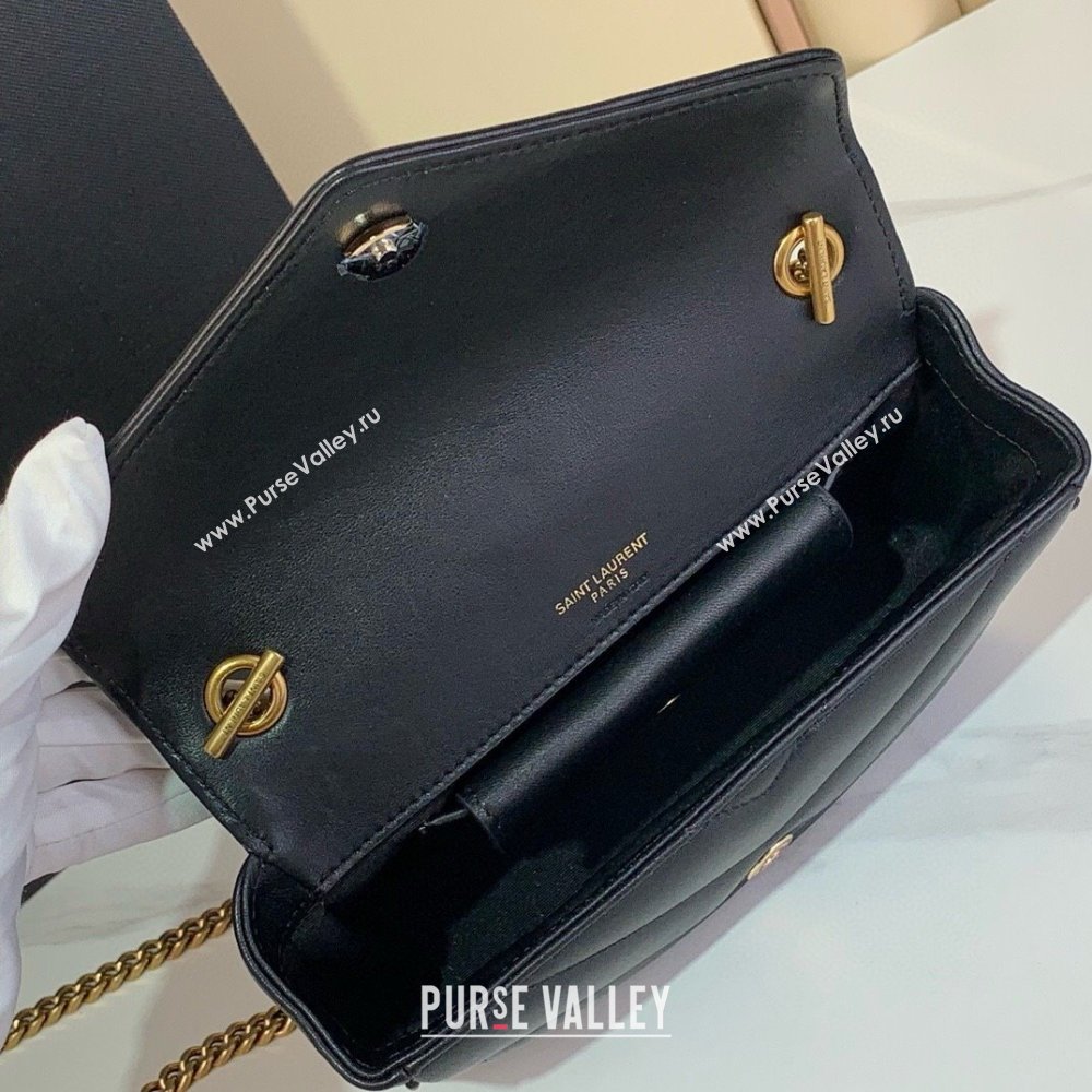 Saint Laurent Loulou Mini Bag in Matelasse Lambskin Black/Gold 2025 821749 (YY-250924141)