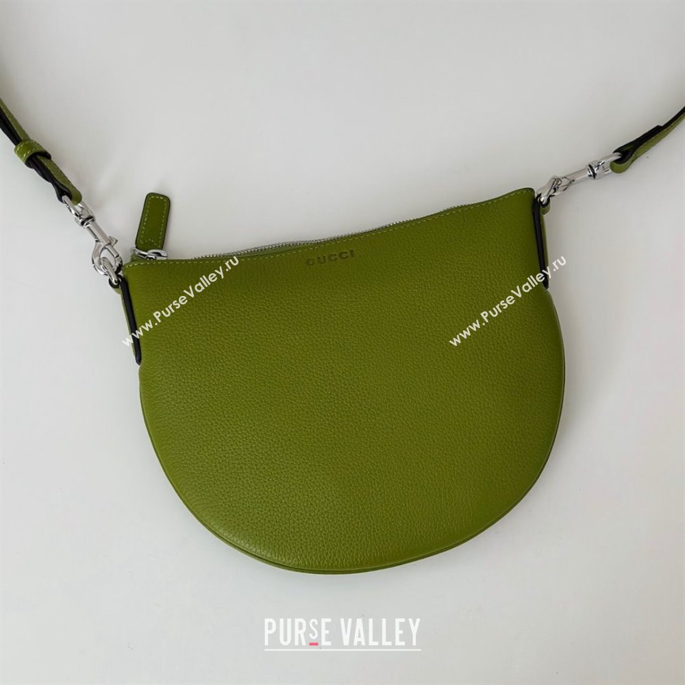 Gucci Mens B small shoulder bag in grainy leather Green 2 2025 824529 (DLH-250630098)