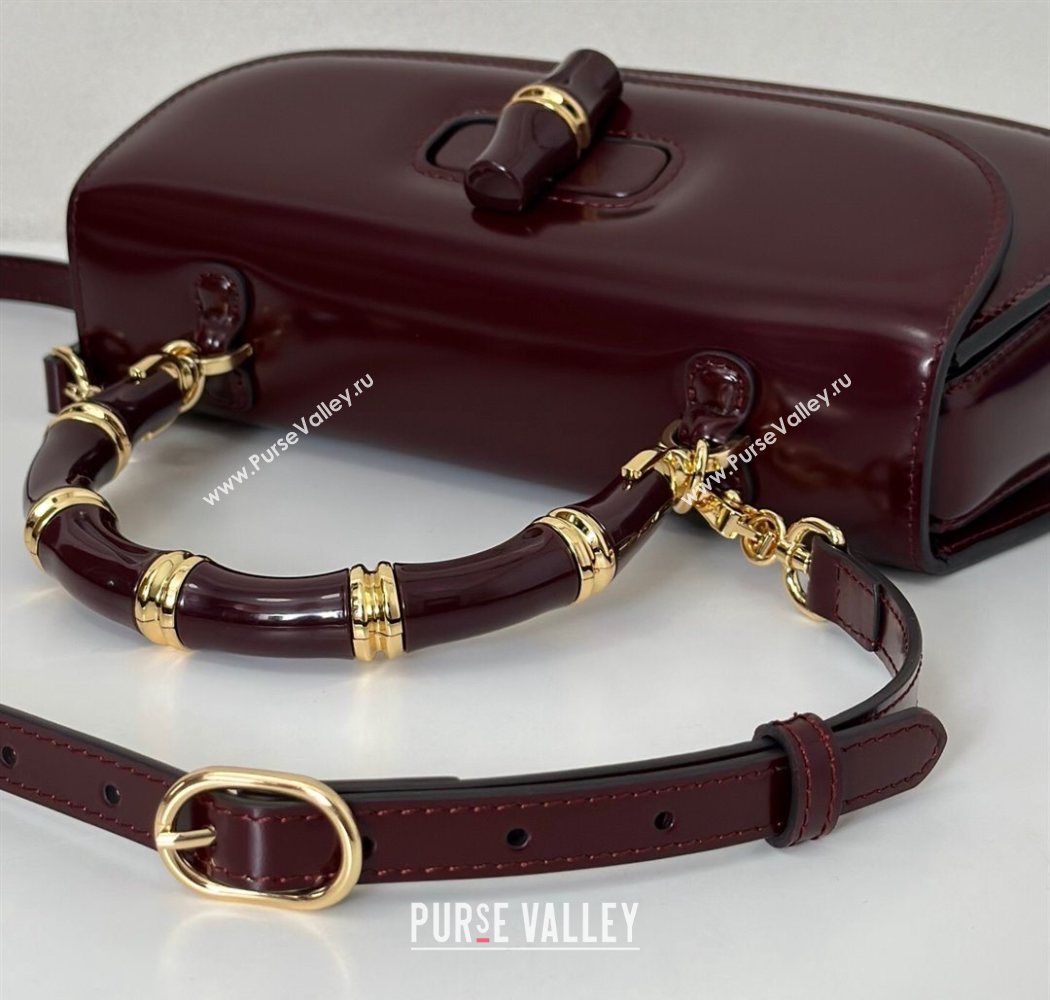 Gucci Leather Bamboo Diva medium bag Ancora Red 2025 ‎827750 (DLH-250630126)