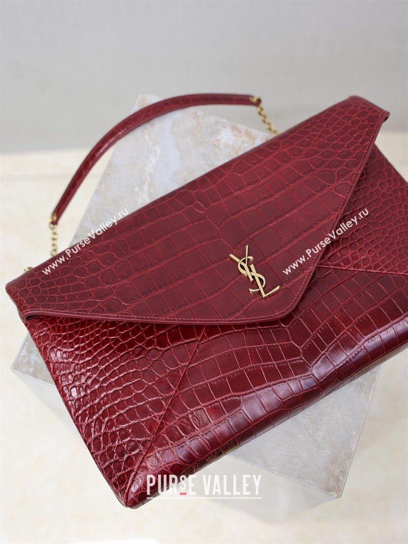 Saint Laurent Cassander XXL Envelope Pouch On Chain in Embossed Leather Burgundy 2026 841702 (MHUI-260403108)