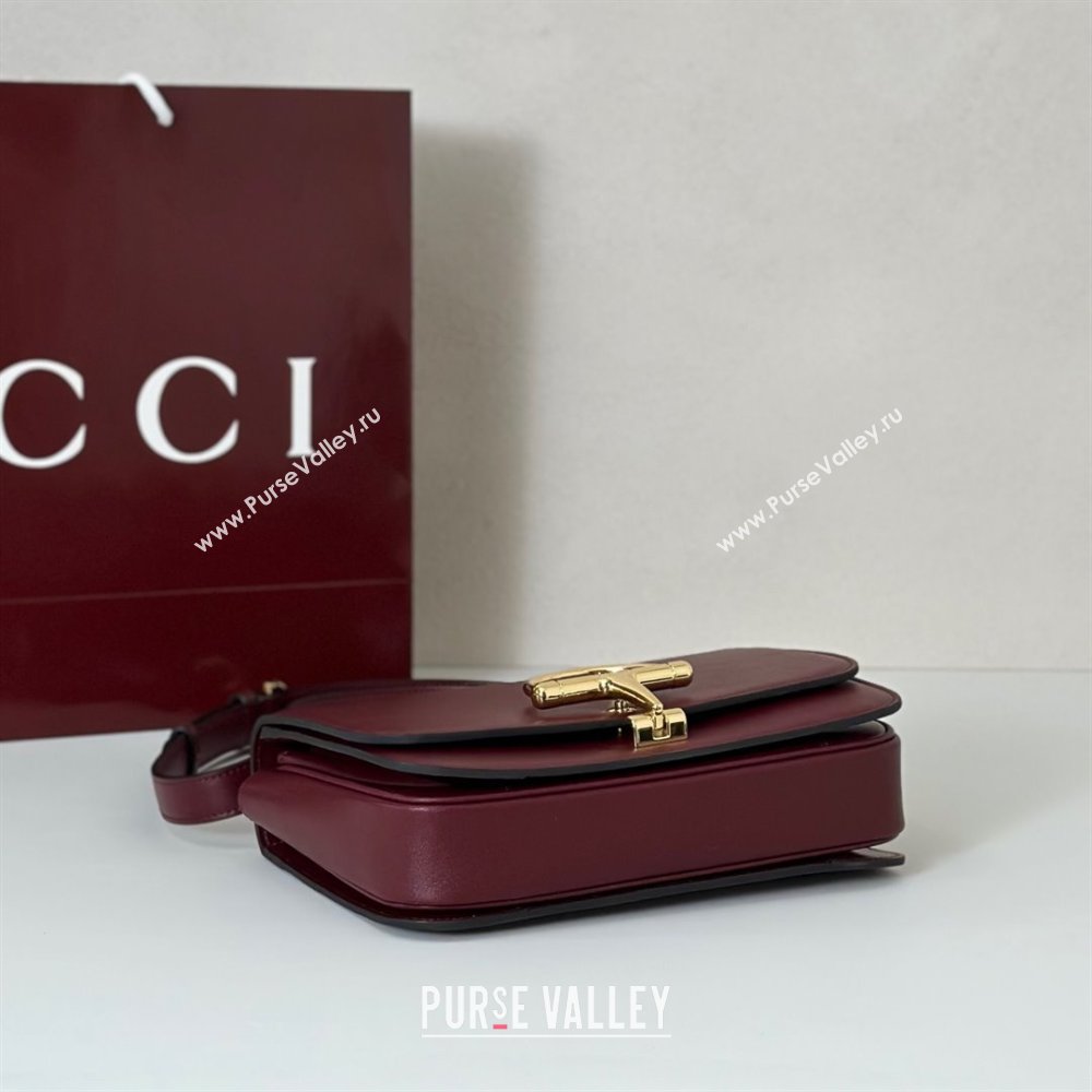Gucci Siena small shoulder bag in Leather with Oversized Half Horsebit Ancora Red 2025 846705 (DLH-251124140)