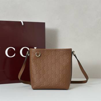 Gucci GG Leather Emblem Nano Bucket Bag Brown 2025 847090 (DLH-260127076)