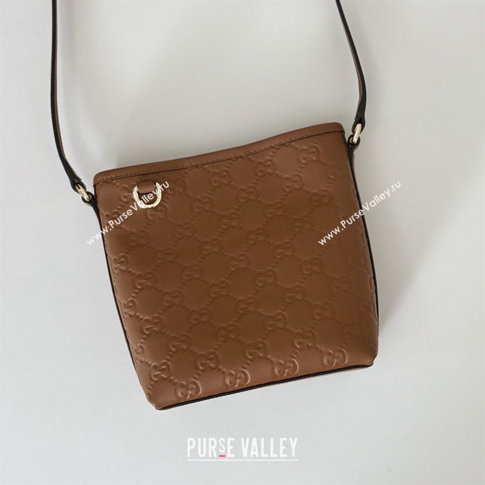 Gucci GG Leather Emblem Nano Bucket Bag Brown 2025 847090 (DLH-260127076)
