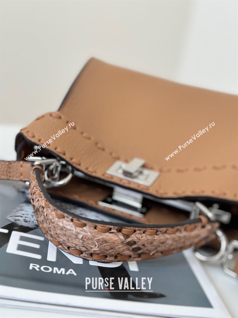 Fendi Peekaboo Mini Bag with Hand-sewn Topstitches 8615 Light Brown 2025 Top (CL-250210003)
