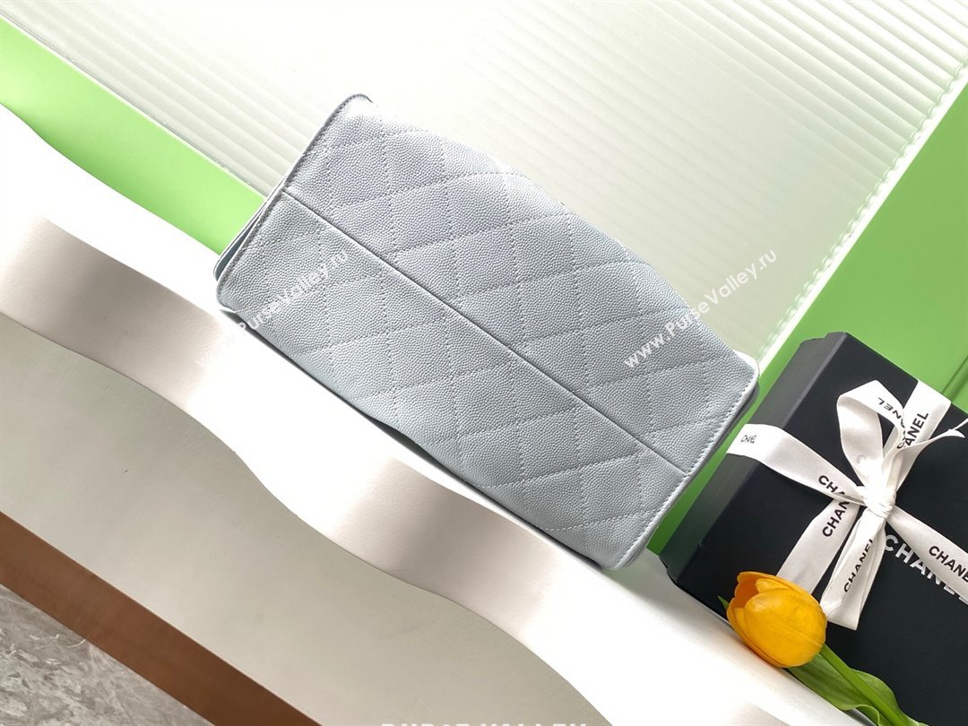 Chanel 25 Small Handbag in Grained Calfskin AS5293 Dusty Blue 2025 0811 (yezi-2508110068)