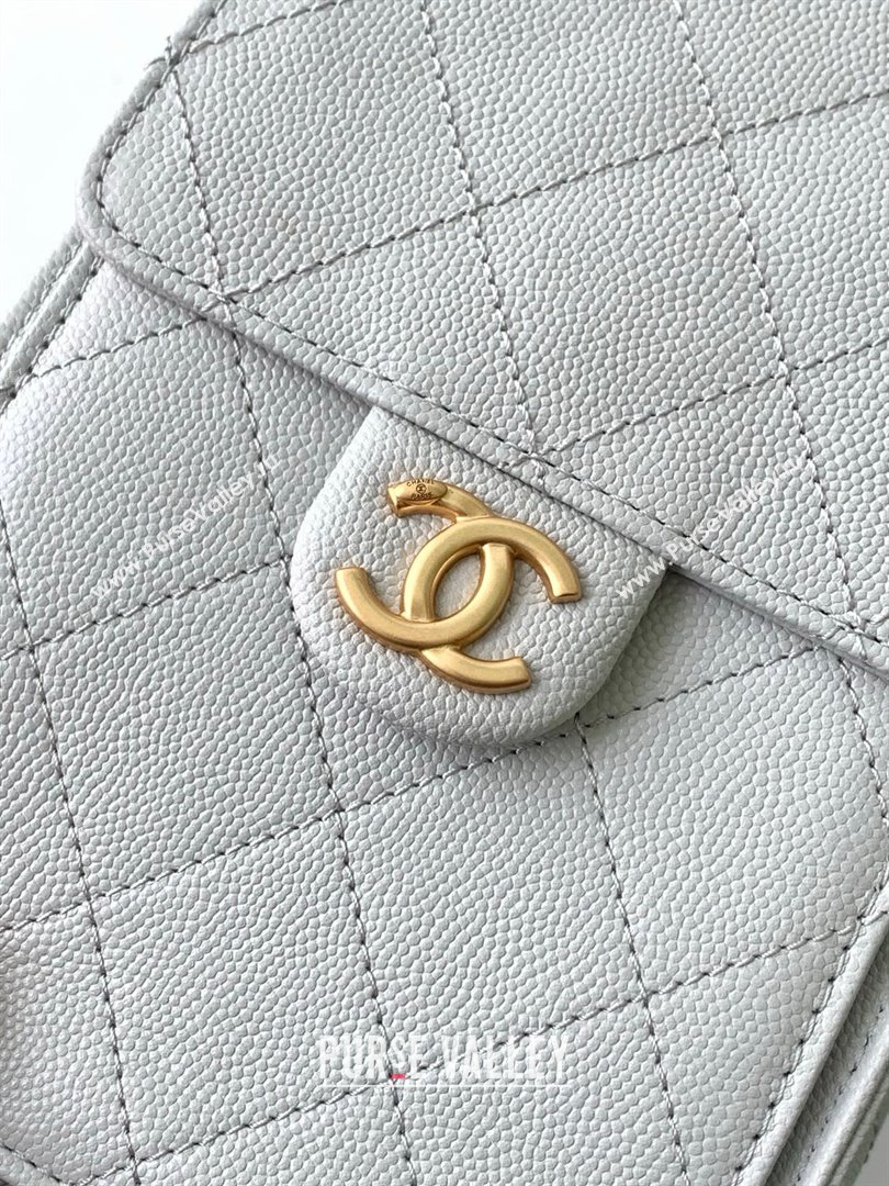 Chanel 25 Small Handbag in Grained Calfskin AS5293 Light Grey 2025 0811 (yezi-2508110070)