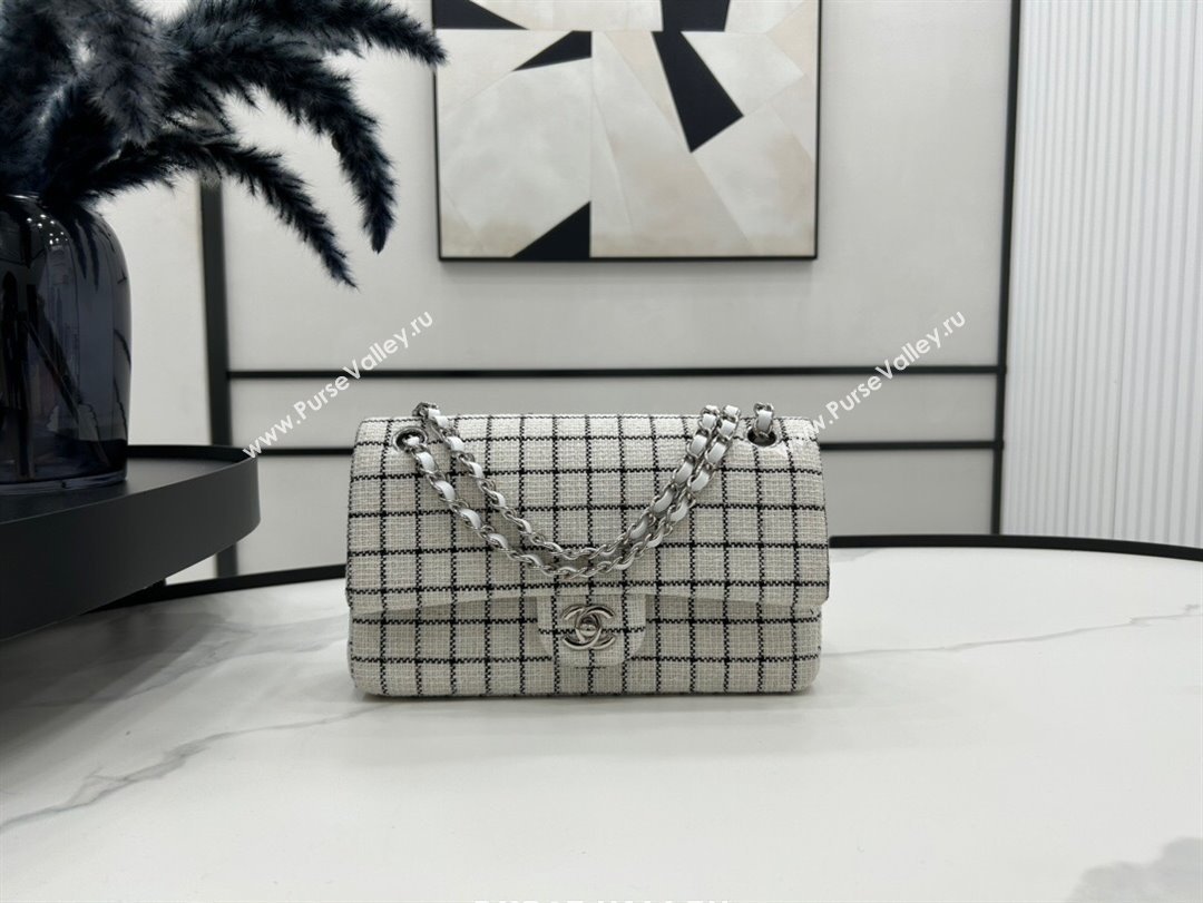 Chanel Classic Check Tweed Medium Flap Bag A01112 White 2023 1020 (yezi-231020054)