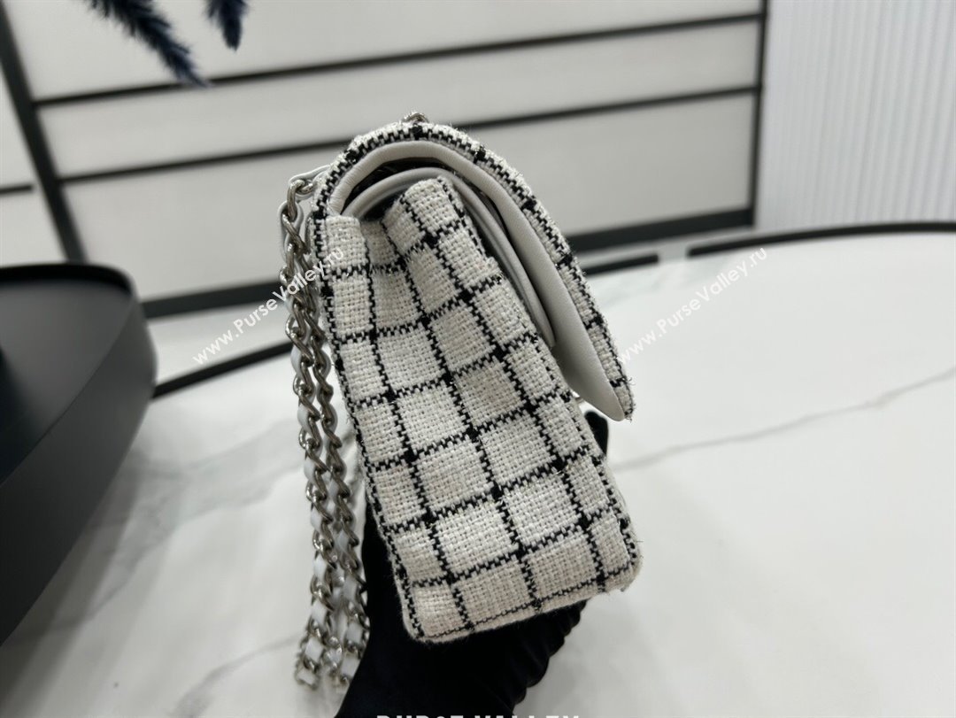 Chanel Classic Check Tweed Medium Flap Bag A01112 White 2023 1020 (yezi-231020054)