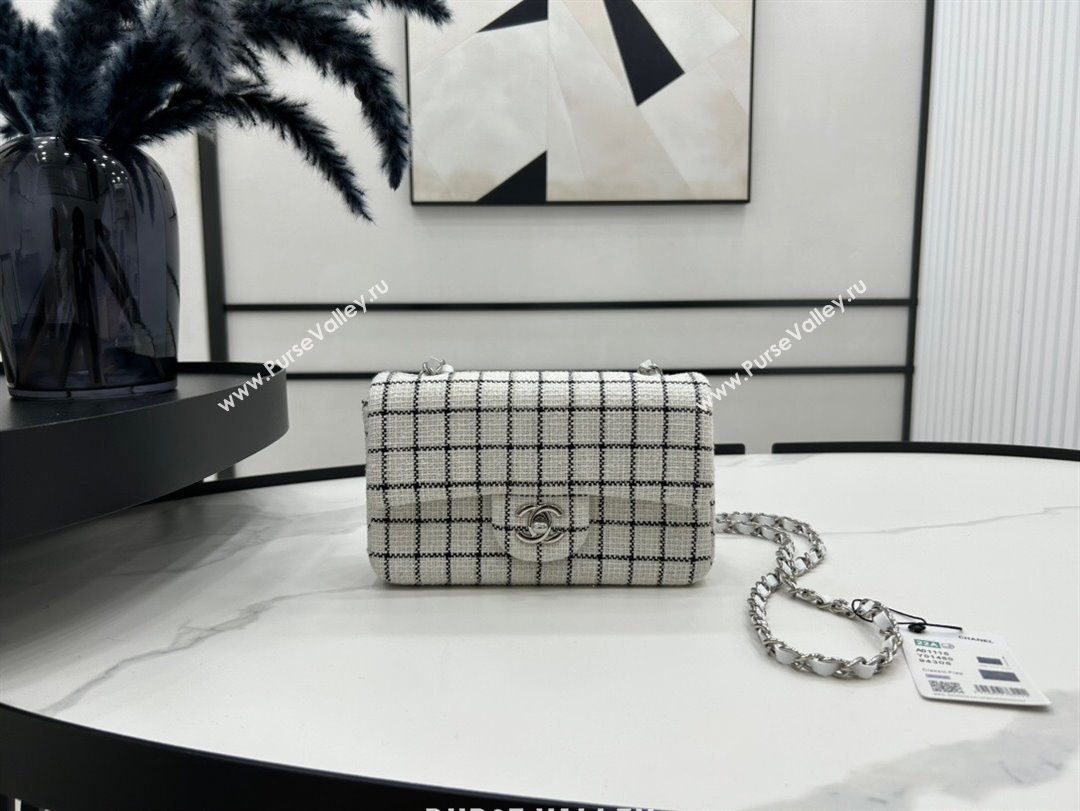 Chanel Classic Check Tweed Mini Flap Bag A01116 White 2023 1020 (yezi-231020063)