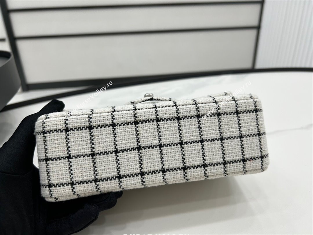 Chanel Classic Check Tweed Mini Flap Bag A01116 White 2023 1020 (yezi-231020063)