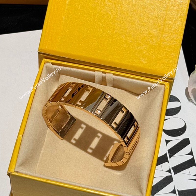 Fendi Stripes Cuff Bracelet Gold 2023 (YF-231207068)