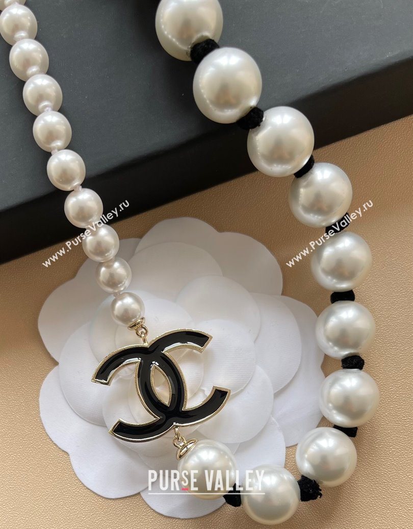 Chanel Pearls Necklace with Black CC 2025 0618 (YF-250618060)