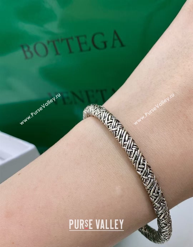 Bottega Veneta Intreccio Open Bracelet Aged Silver 2025 0618 (YF-250618083)