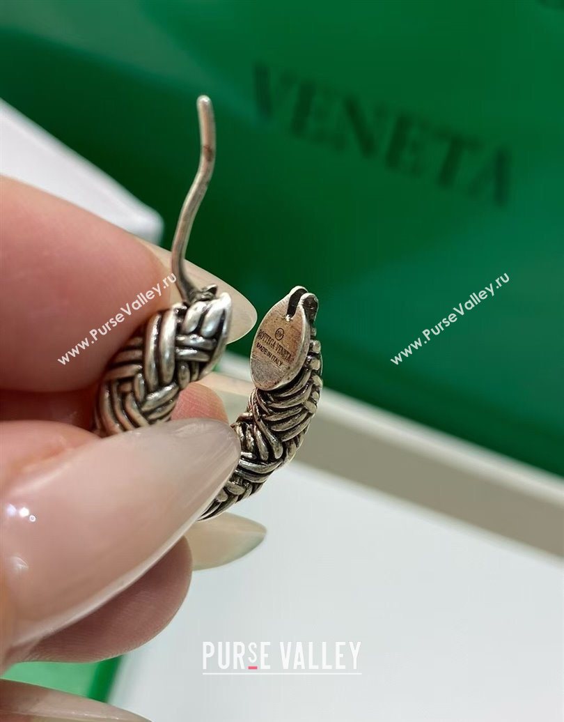 Bottega Veneta Intreccio Small Hoop Earrings Aged Silver 2025 0618 (YF-250618084)