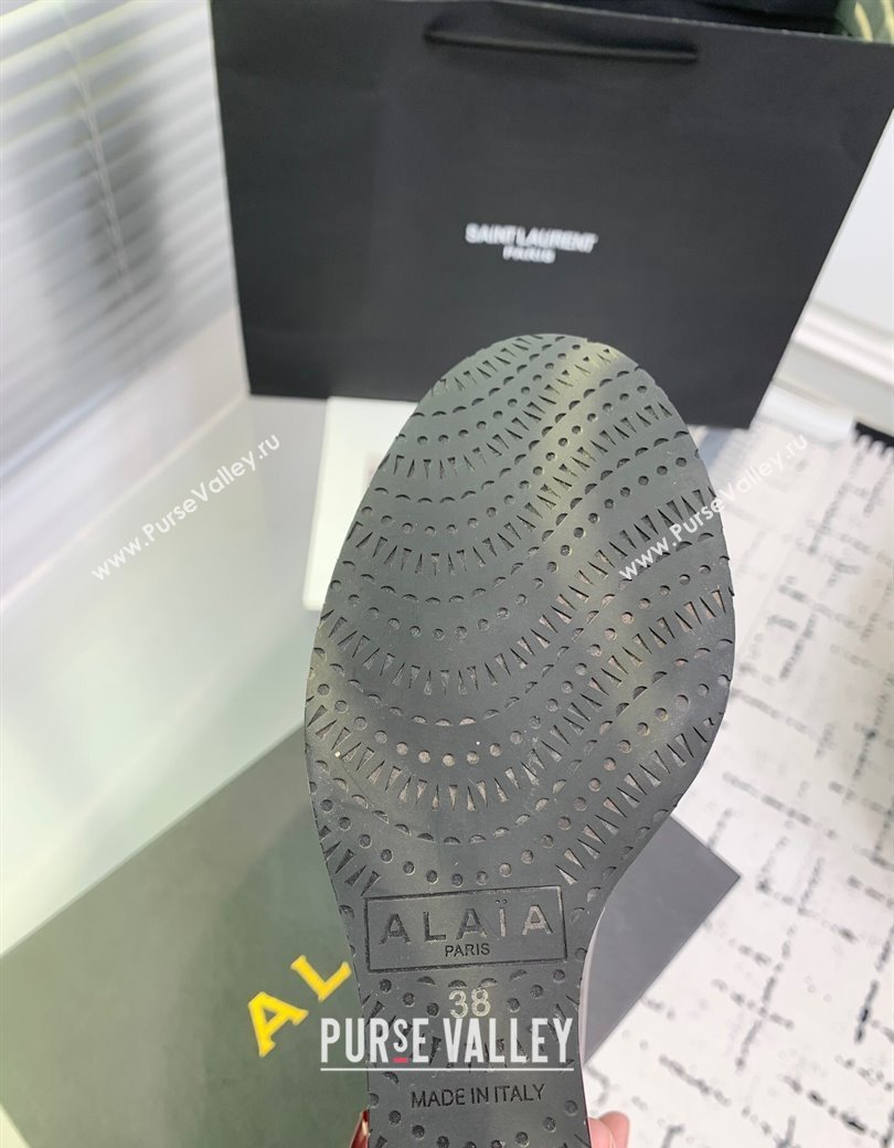 Maison Alaia Criss Cross Wedge Pumps 14.5cm in Patent Calfskin Dark Burgundy 2025 AL021902 (KER-250219006)