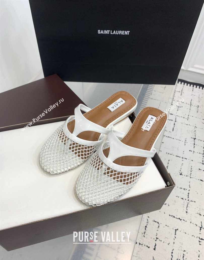 Alaia Intricated Flat Mules in Fishnet and Patent Leather White 2025 AL042801 (KER-250428068)