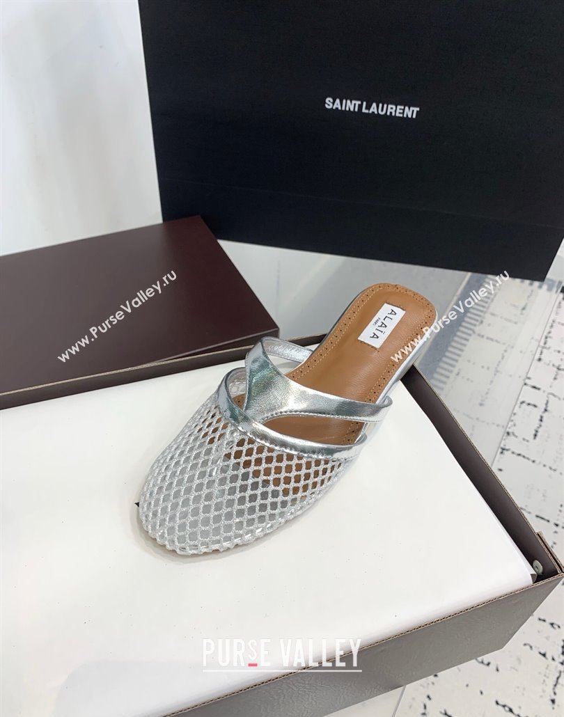 Alaia Intricated Flat Mules in Fishnet and Patent Leather Silver 2025 AL042801 (KER-250428070)