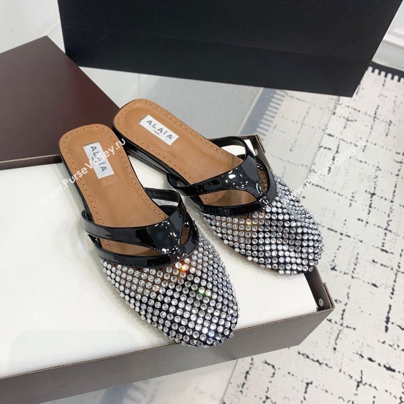 Alaia Intricated Flat Mules in Fishnet and Patent Leather with Strass Black 2025 AL042801 (KER-250428072)