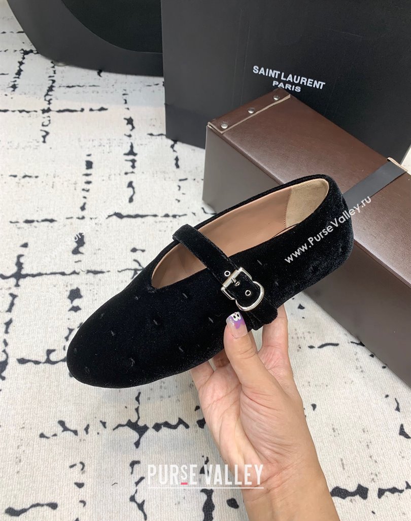 Alaia Ballet Flats in Velvet Black 2024 AL100801 (KER-241008001)