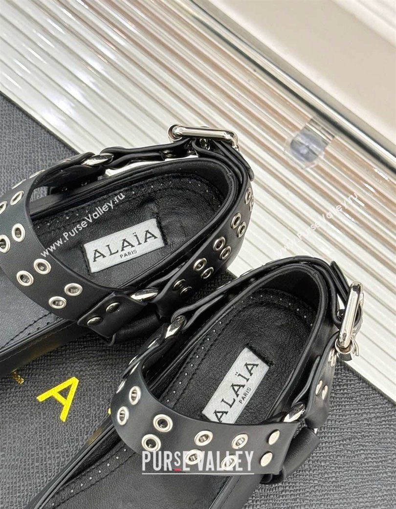 Alaia Biker Squared toe Ballet Flats in Calfskin and Eyelets with Buckle Black 2025 0224001 (MD-250224055)