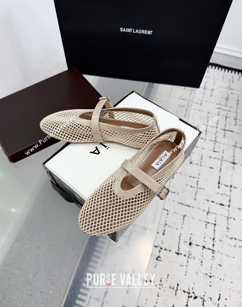 Alaia Ballet Flats in Fishnet and Patent Leather Light Nude 2025 AL060602 (KER-250606021)