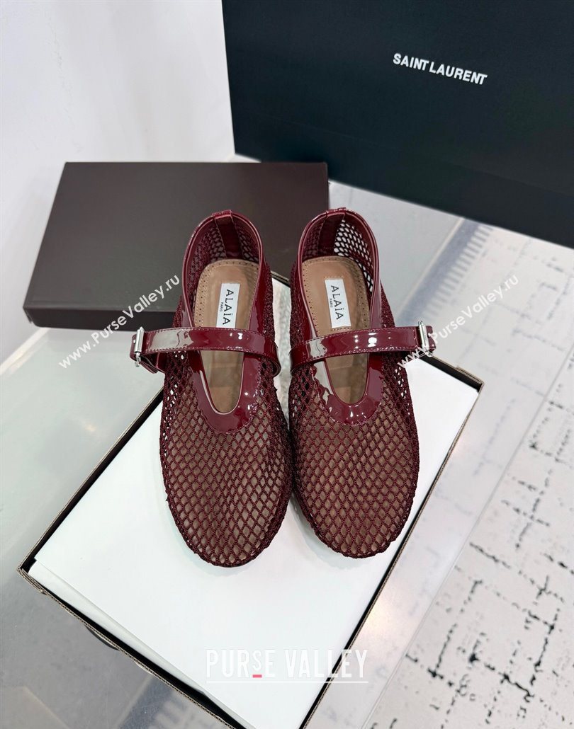 Alaia Ballet Flats in Fishnet and Patent Leather Dark Burgundy 2025 AL060602 (KER-250606022)