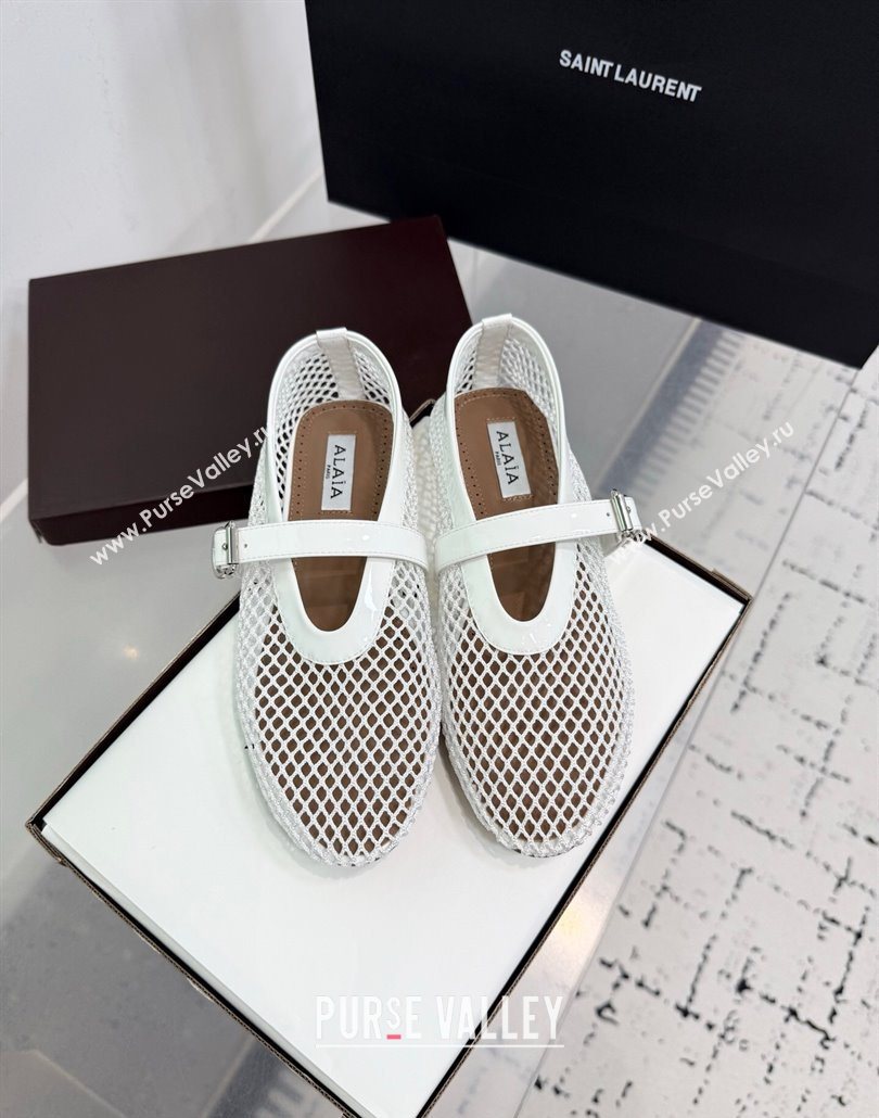 Alaia Ballet Flats in Fishnet and Patent Leather White 2025 AL060602 (KER-250606025)