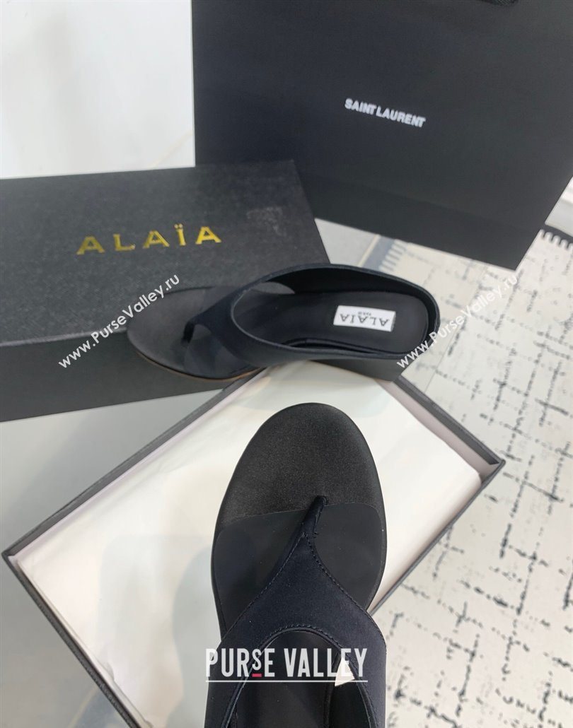 Alaia Cube Wedge Thong Slides Sandal 7.5cm in Satin Black 2025 AL060607 (KER-250606045)