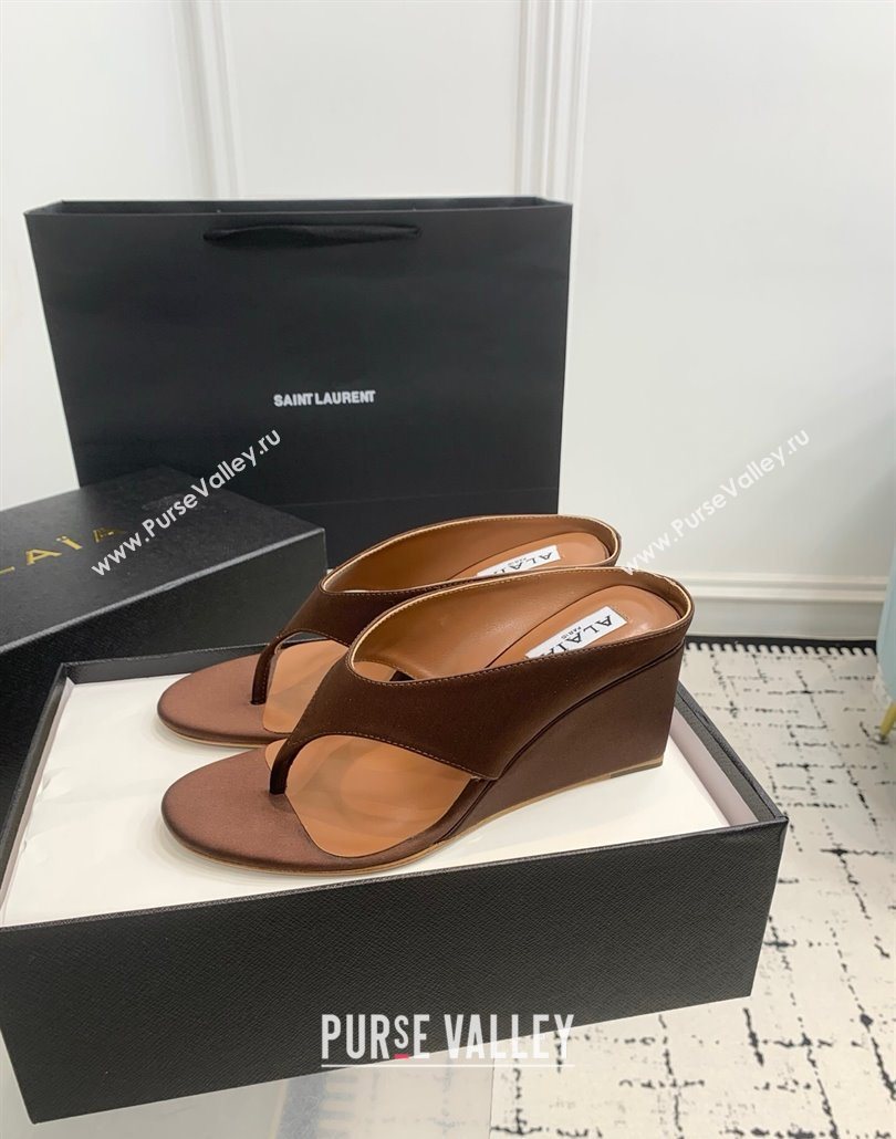 Alaia Cube Wedge Thong Slides Sandal 7.5cm in Satin Brown 2025 AL060607 (KER-250606047)