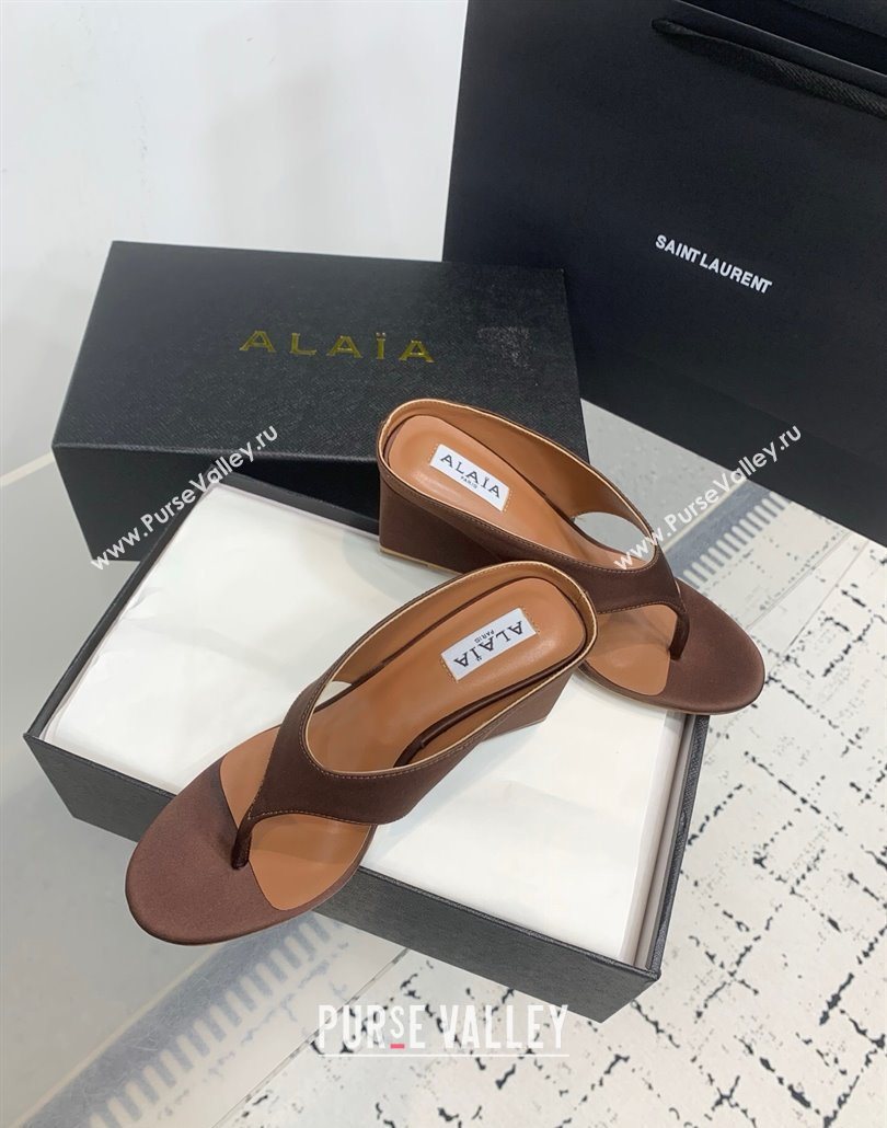Alaia Cube Wedge Thong Slides Sandal 7.5cm in Satin Brown 2025 AL060607 (KER-250606047)