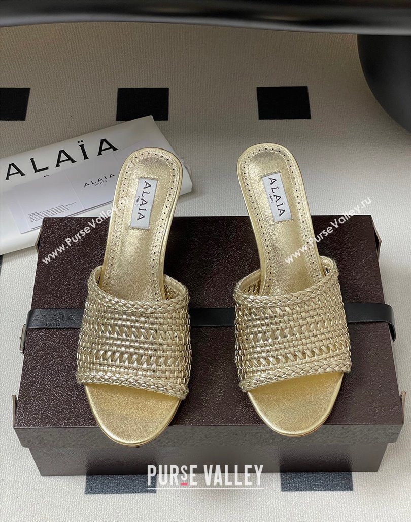 Alaia Heel Slides Sandal 7cm in Braided Lambskin Gold 2025 AL060609 (MD-250606058)