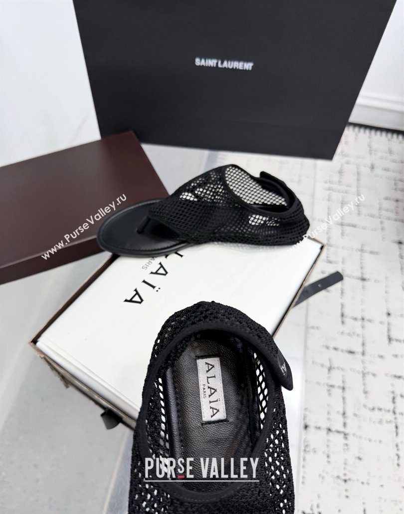 Alaia Flat Thong Sandals in Fishnet Black 2025 AL060601 (KER-250606009)