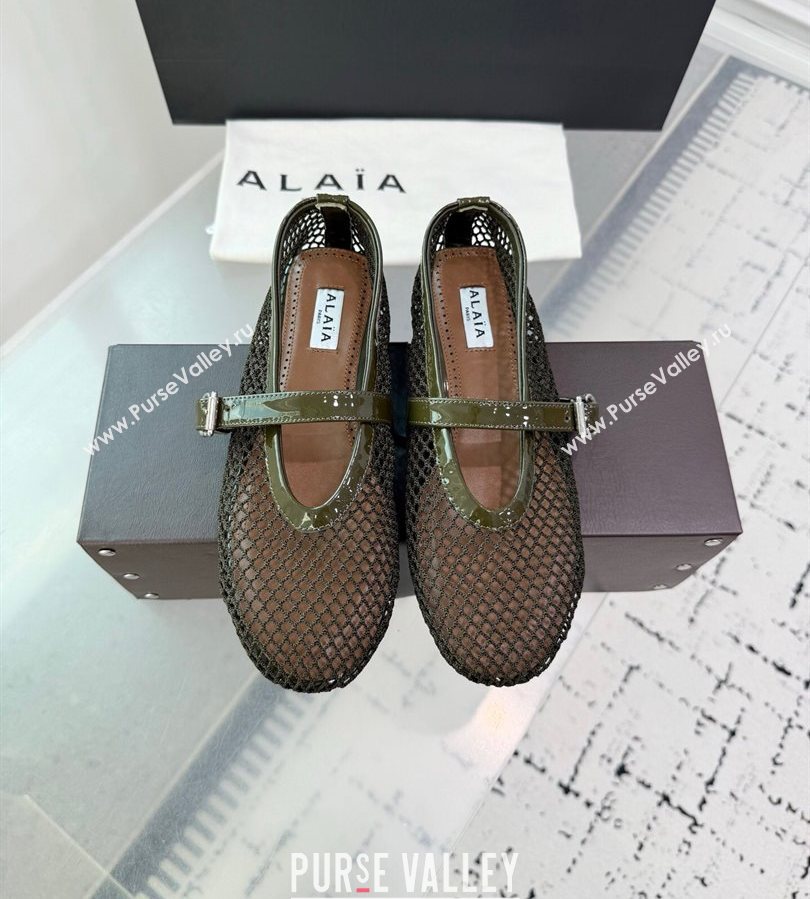 Alaia Ballet Flats in Fishnet and Patent Leather Olive Green 2025 AL060602 (KER-250709016)