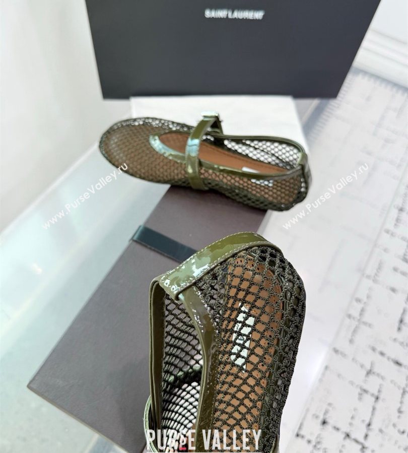Alaia Ballet Flats in Fishnet and Patent Leather Olive Green 2025 AL060602 (KER-250709016)