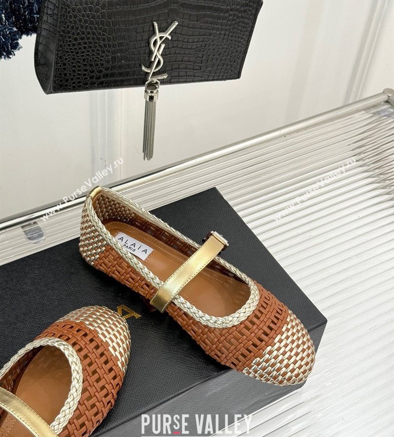 Alaia Ballet Flats in Woven Leather Brown/Gold 2025 AL070902 (syt-250709024)