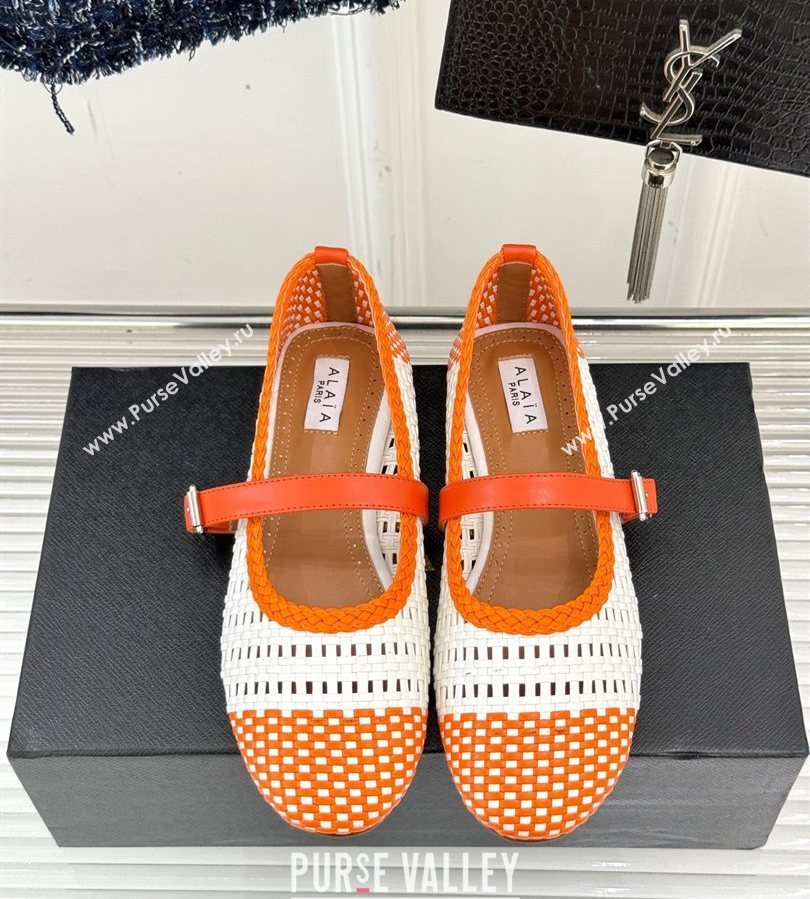 Alaia Ballet Flats in Woven Leather White/Orange 2025 AL070902 (syt-250709027)