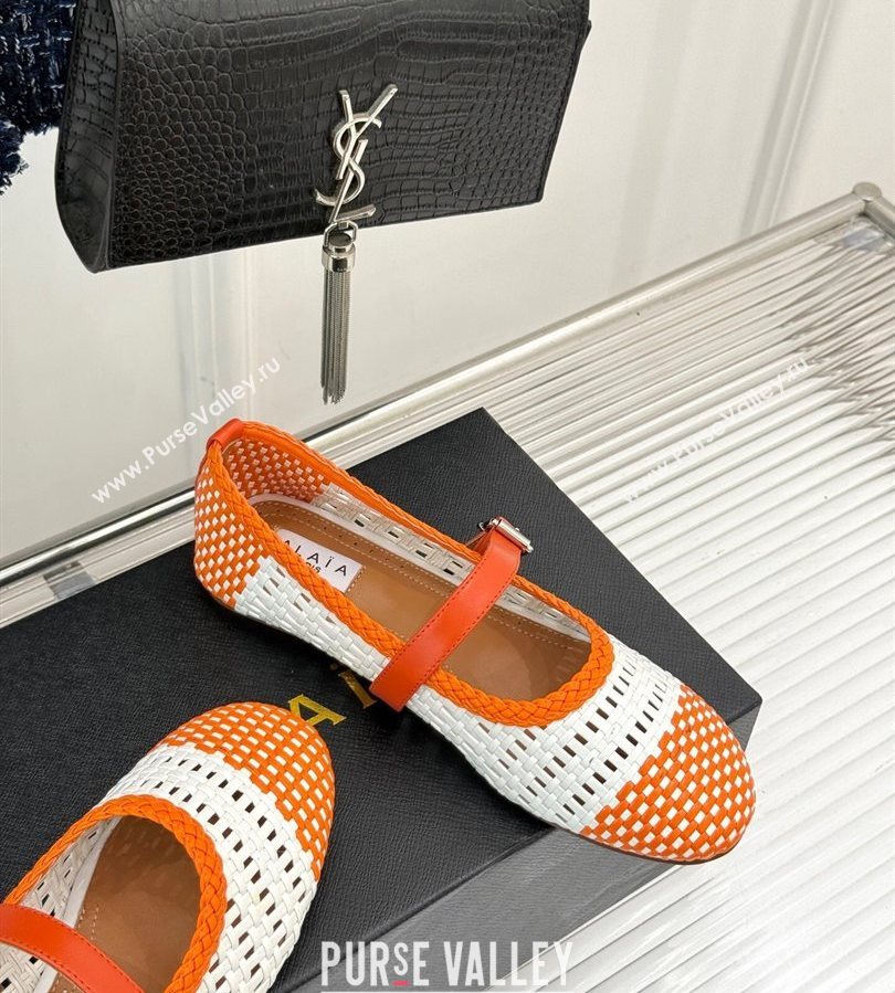 Alaia Ballet Flats in Woven Leather White/Orange 2025 AL070902 (syt-250709027)