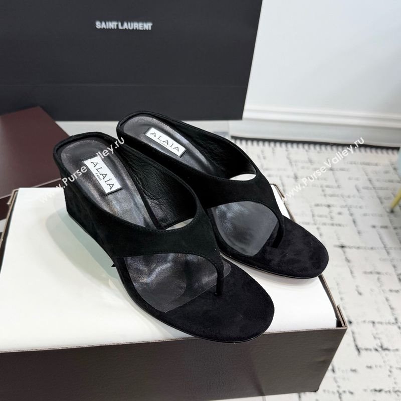 Alaia Cube Wedge Thong Slides Sandal 7.5cm in Suede Black 2025 AL060607 (KER-250709004)
