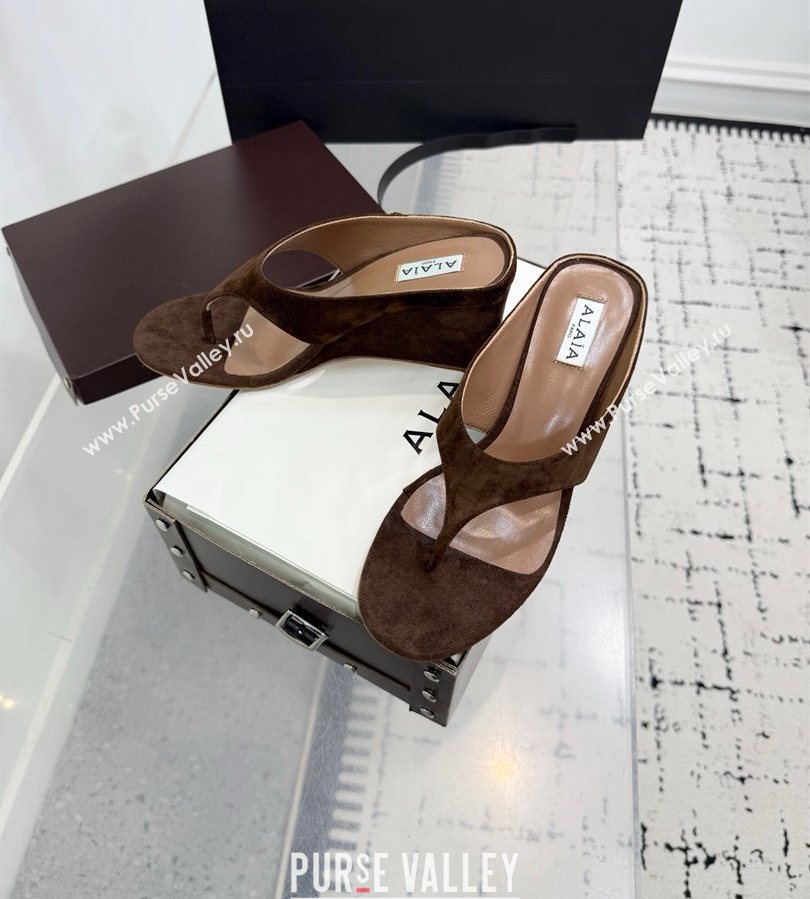 Alaia Cube Wedge Thong Slides Sandal 7.5cm in Suede Brown 2025 AL060607 (KER-250709005)