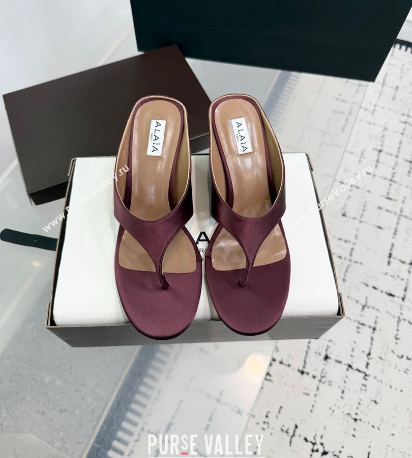 Alaia Cube Wedge Thong Slides Sandal 7.5cm in Satin Burgundy 2025 AL060607 (KER-250709007)