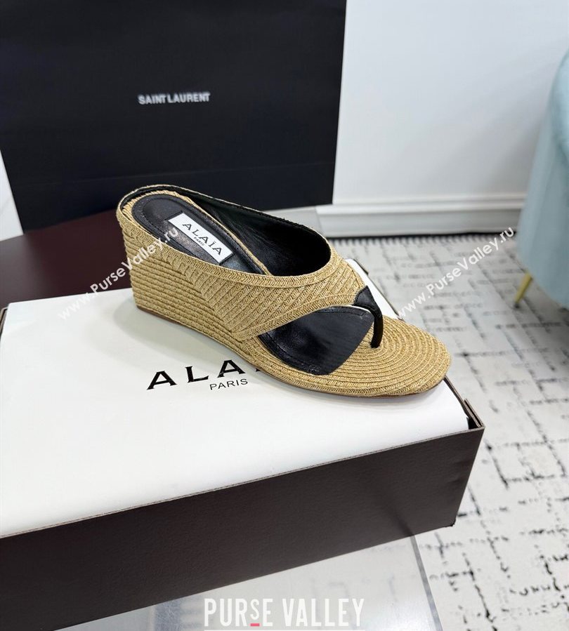 Alaia Cube Wedge Thong Slides Sandal 7.5cm in Raffia Straw Beige 2025 AL060607 (KER-250709001)