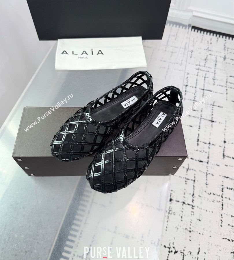 Alaia Cage Ballet Flats in Patent Calfskin Black 2025 AL070901 (KER-250709008)