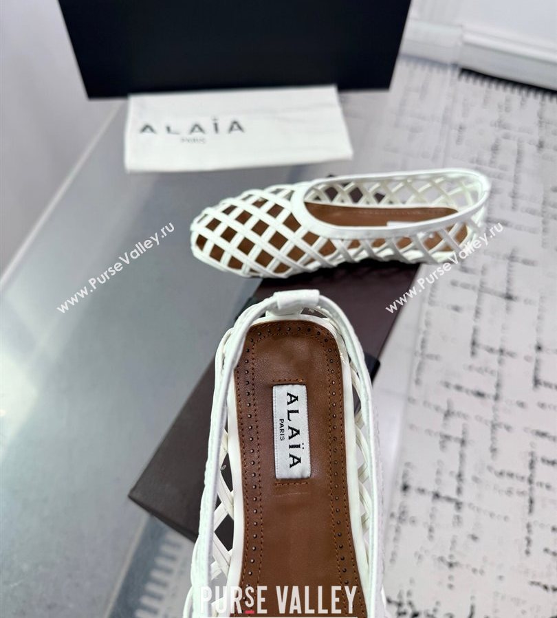 Alaia Cage Ballet Flats in Patent Calfskin White 2025 AL070901 (KER-250709009)