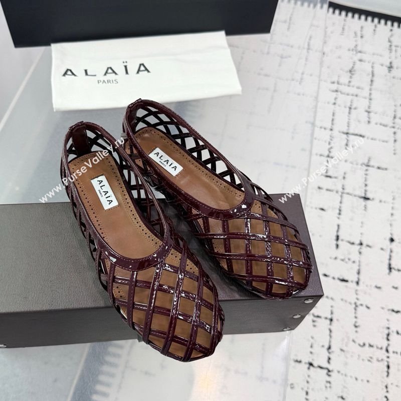 Alaia Cage Ballet Flats in Patent Calfskin Dark Burgundy 2025 AL070901 (KER-250709010)