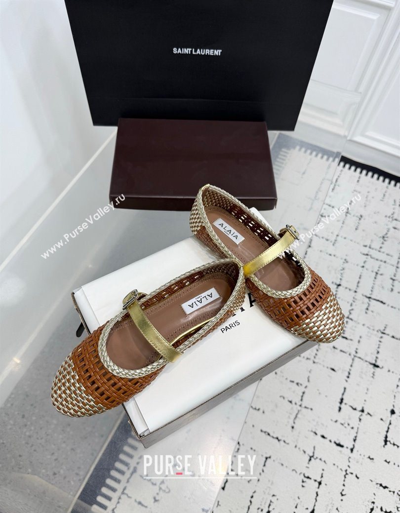 Alaia Ballet Flats in Woven Leather Brown/Gold 2025 AL070902 (KER-250827092)
