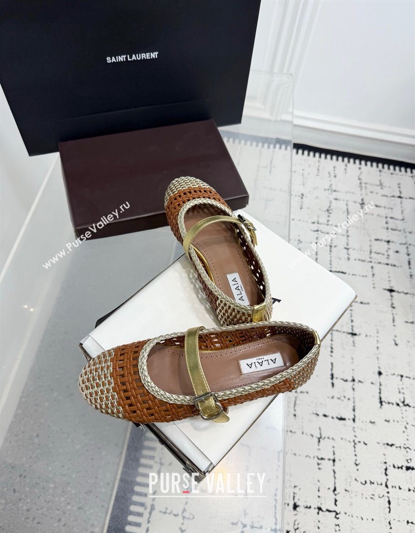 Alaia Ballet Flats in Woven Leather Brown/Gold 2025 AL070902 (KER-250827092)