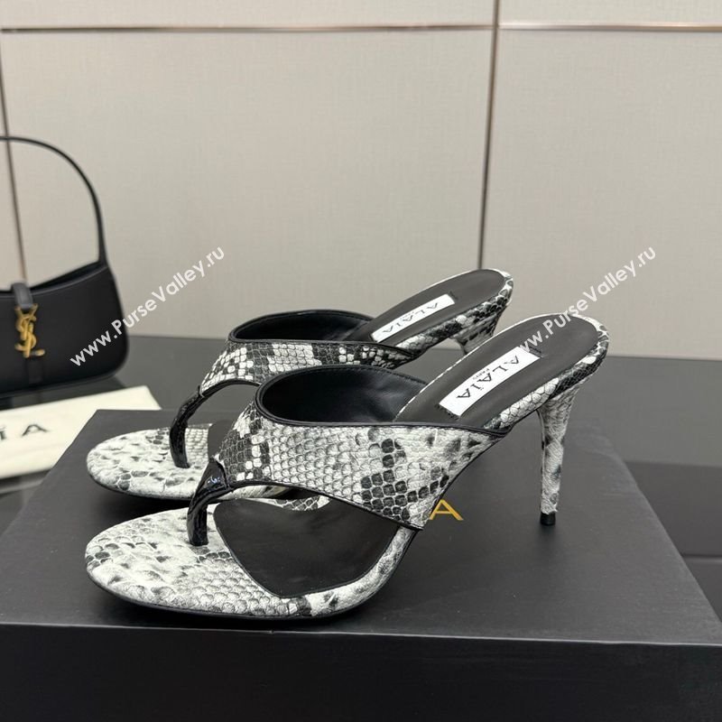 Alaia Heel Thong Slides Sandal 8cm in Snakeskin Like Grey 2025 AL082701 (MD-250827099)